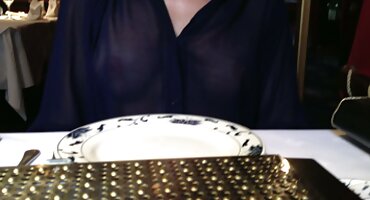 phim sex thuốc Silicone slut fucks với người yêu sem phim set của hàng xóm, trêu chọc tits tươi tốt của cô.