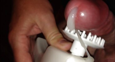 sex học sinh áo dài Tôi lên ván trượt và sau đó sex hentaiz lên xe bán tải.